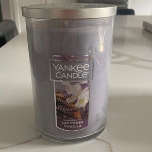 Yankee Candle Lavender Vanilla Jar Candle — Light Purple